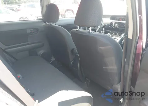 2010 Scion Xb z USA, uszkodzony, nr VIN JTLZE4FE2A1104895